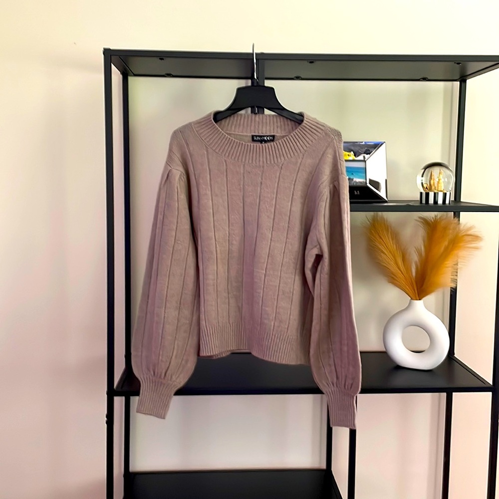 Lightweight sweater has balloon sleeves great Tahoe color
